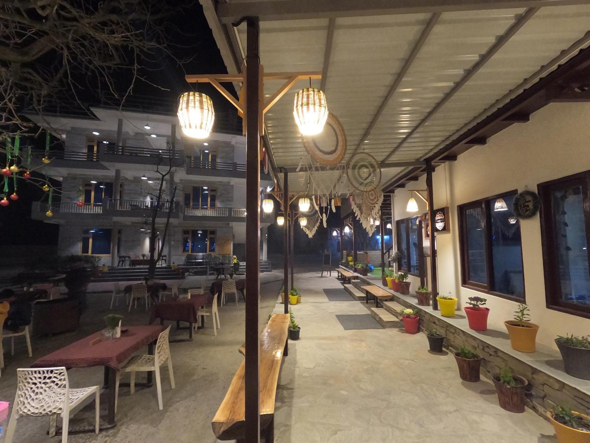מלון The Royal Orchard קאסול מראה חיצוני תמונה